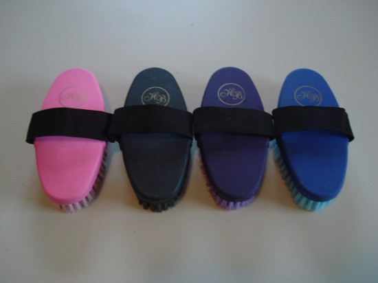 Borstel hard kort assorti 2